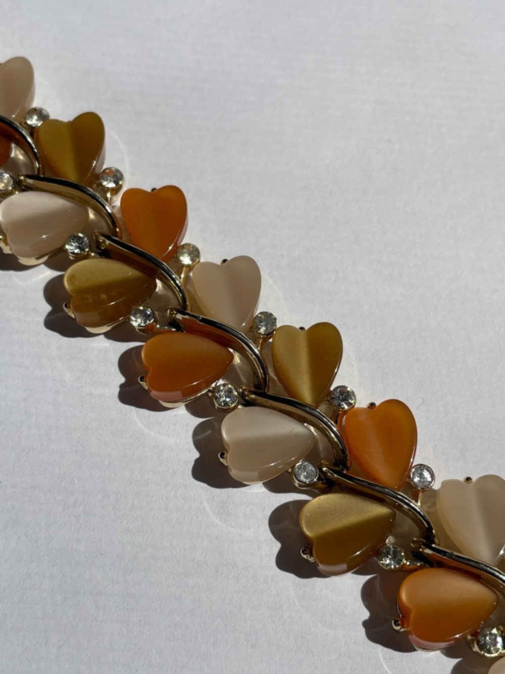 Vintage 1960s Signed Lisner Thermoset Bracelet